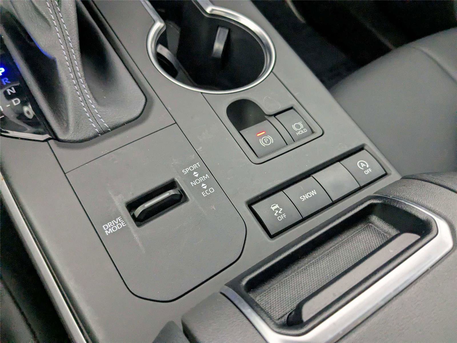 Used 2022 Toyota Highlander XLE image 26