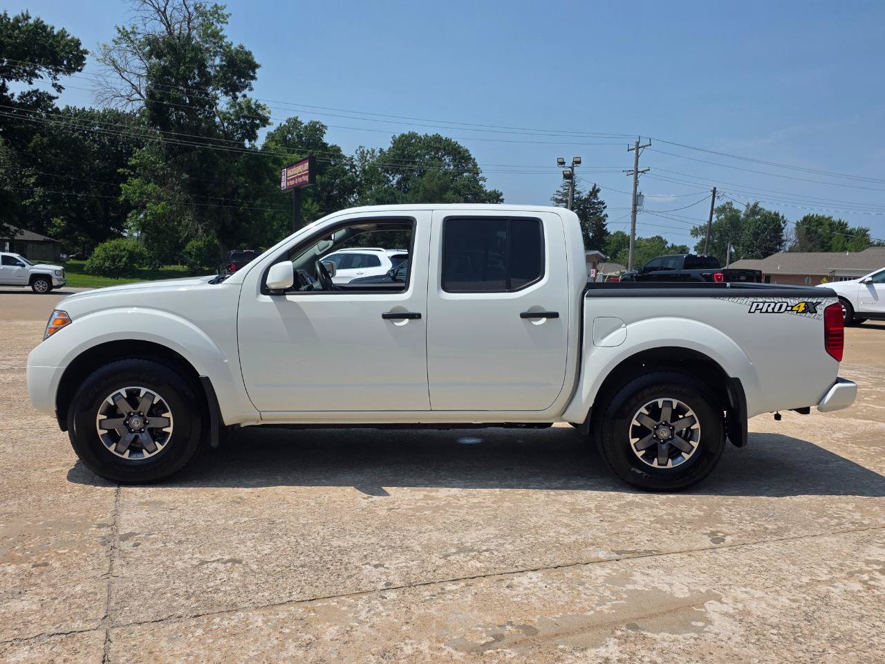 Used 2019 Nissan Frontier PRO-4X AWD/4WD image 6