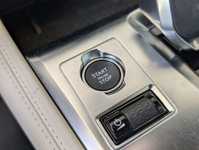 Used 2025 Jaguar F-PACE R-Dynamic S image 26