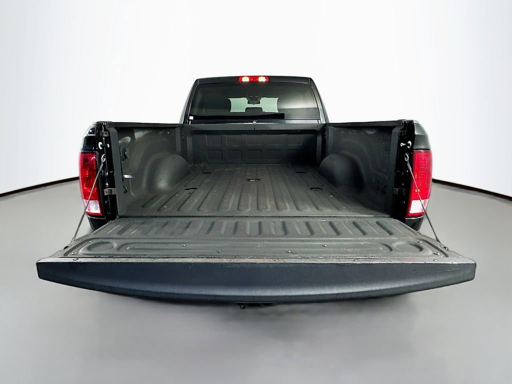 Used 2018 RAM 2500 Tradesman w/ Chrome Appearance Group AWD/4WD image 27