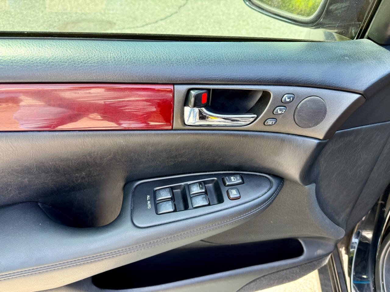 Used 2003 Lexus ES 330 FWD image 9