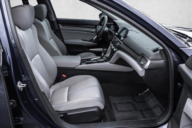 Used 2018 Honda Accord EX image 24