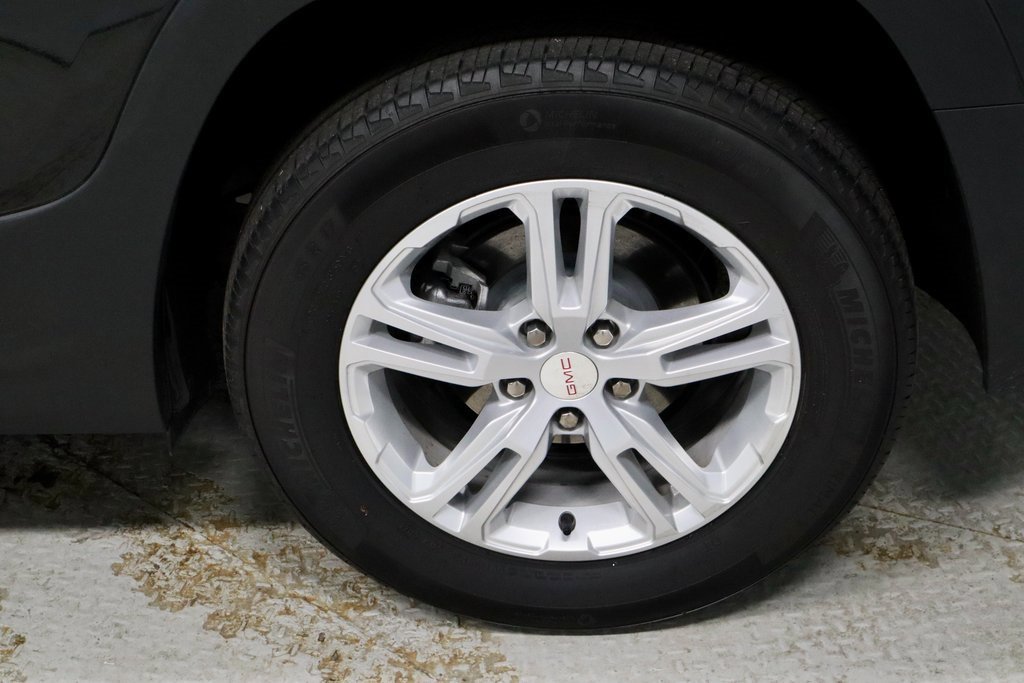 Used 2022 GMC Terrain SLE w/ Driver Convenience Package image 18