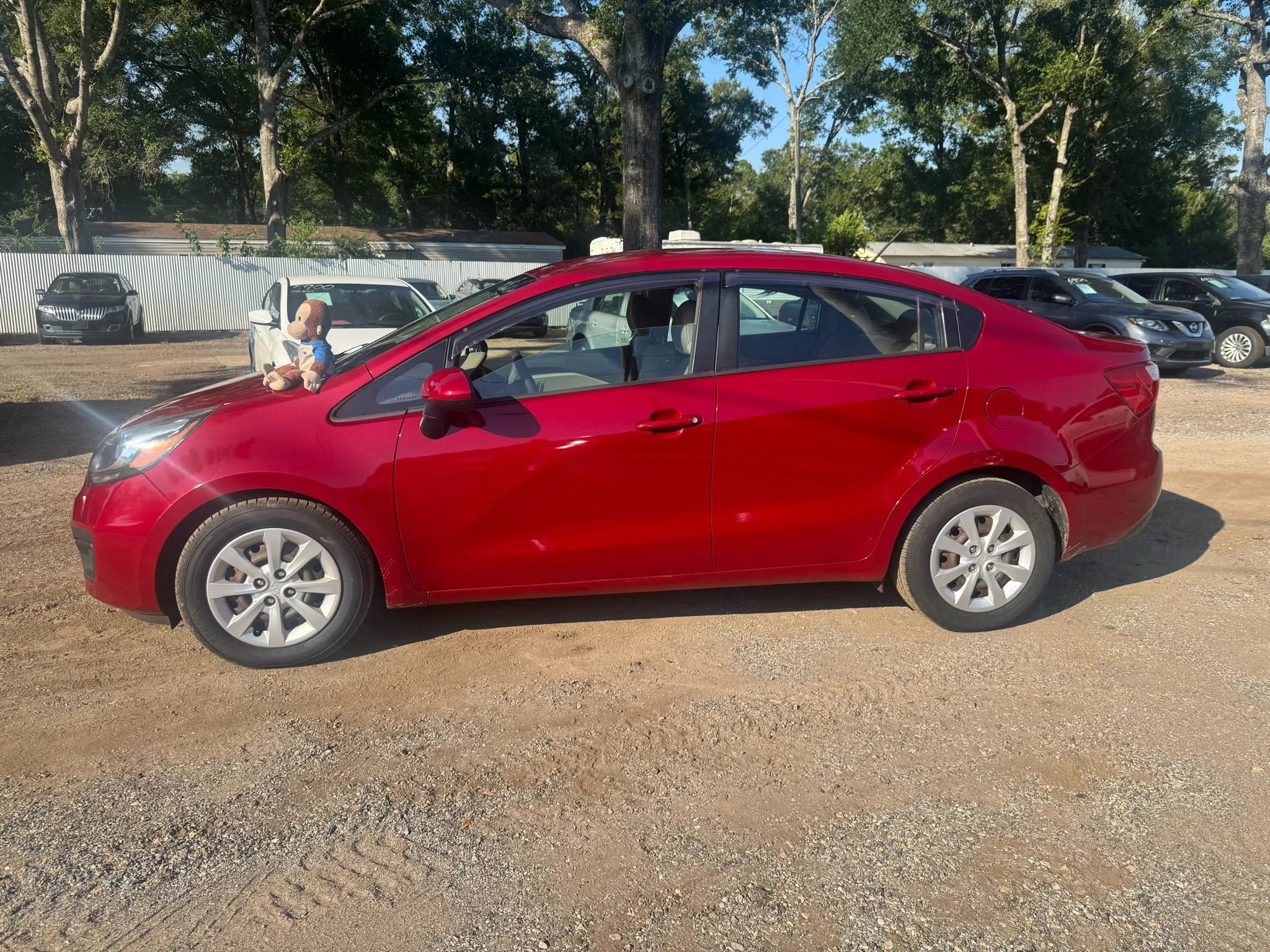 Used 2015 Kia Rio LX image 2