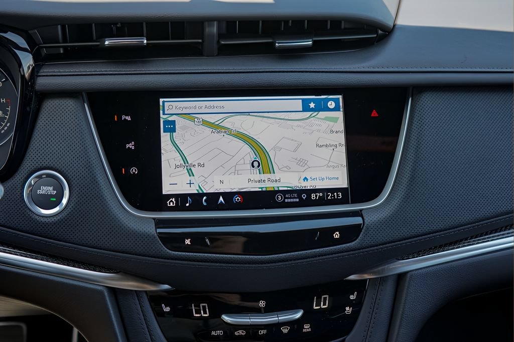 New 2026 Cadillac XT5 Sportv w/ LPO, Onyx Lite Package AWD/4WD image 13