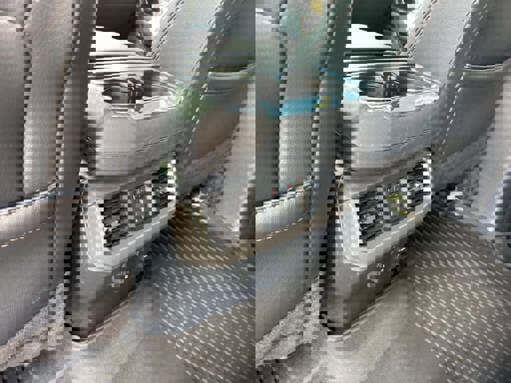 Used 2023 Ford F150 Lightning Lariat w/ Equipment Group 511A High image 16