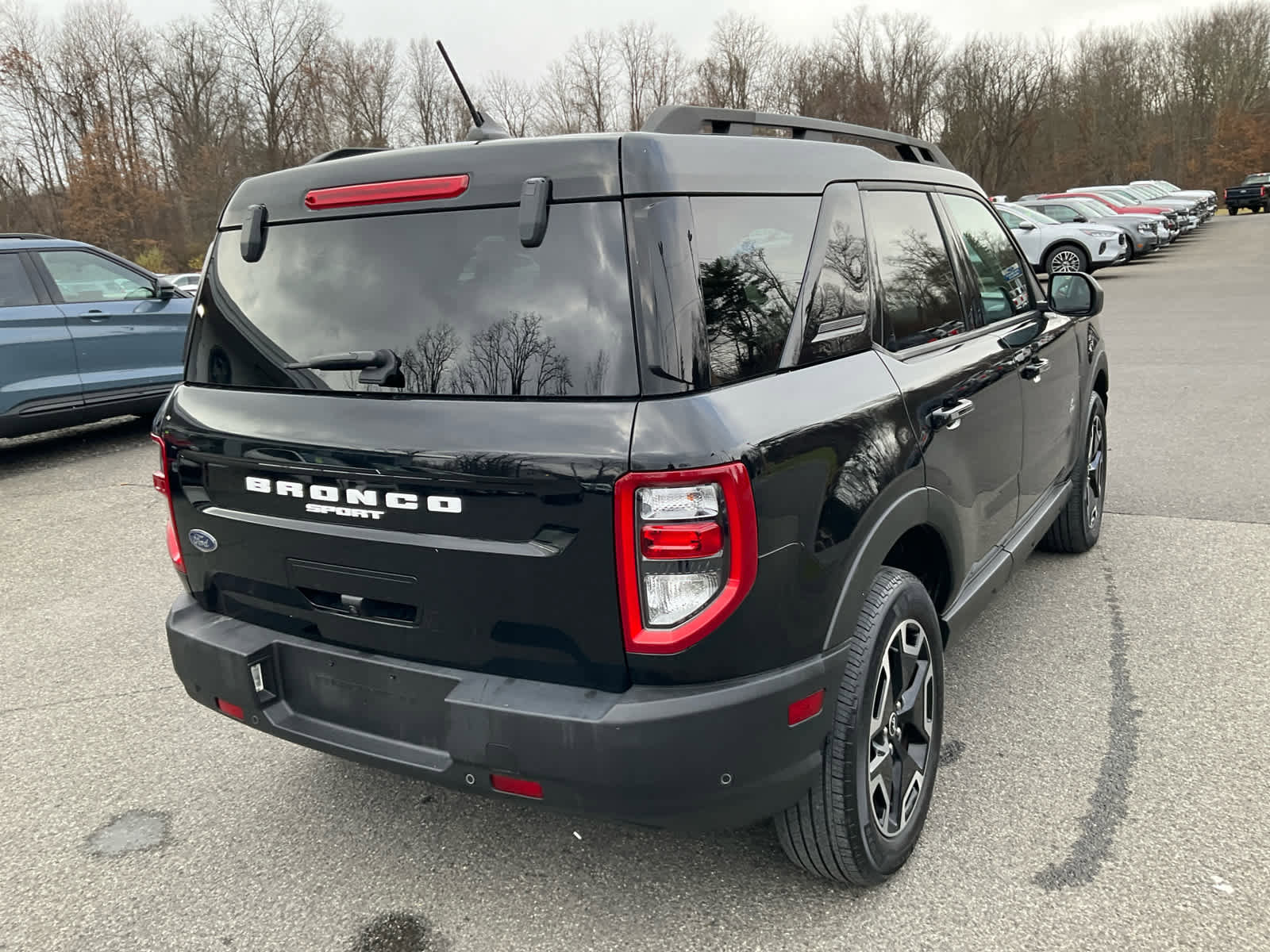 Certified 2022 Ford Bronco Sport Outer Banks w/ Tech Package image 3