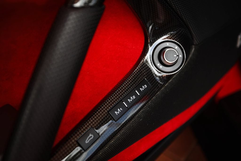 Certified 2022 Ferrari 812 GTS RWD image 52