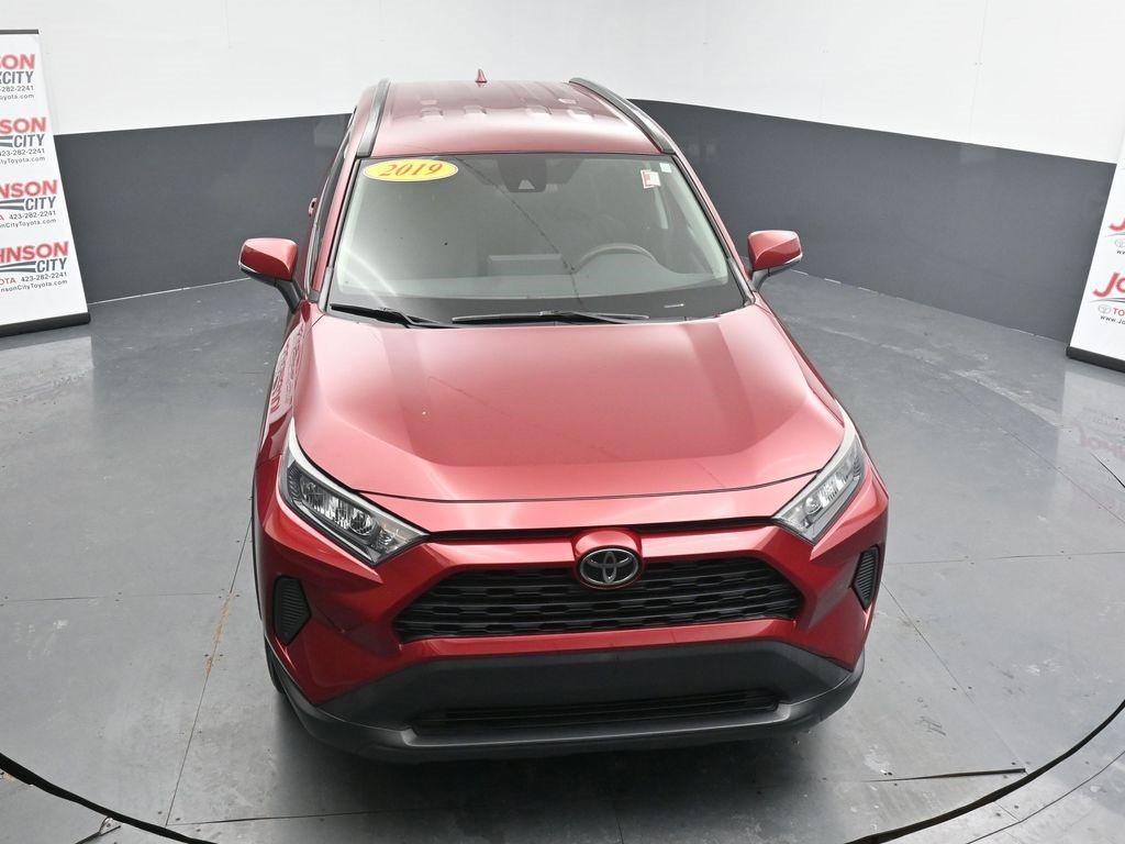 Used 2019 Toyota RAV4 LE w/ Carpet Mat Package image 28