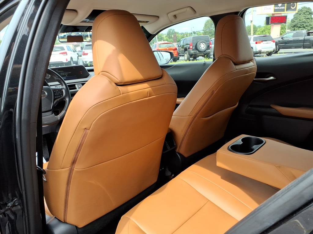 Used 2021 Lexus UX 200 w/ Accessory Package (Z1) FWD image 26