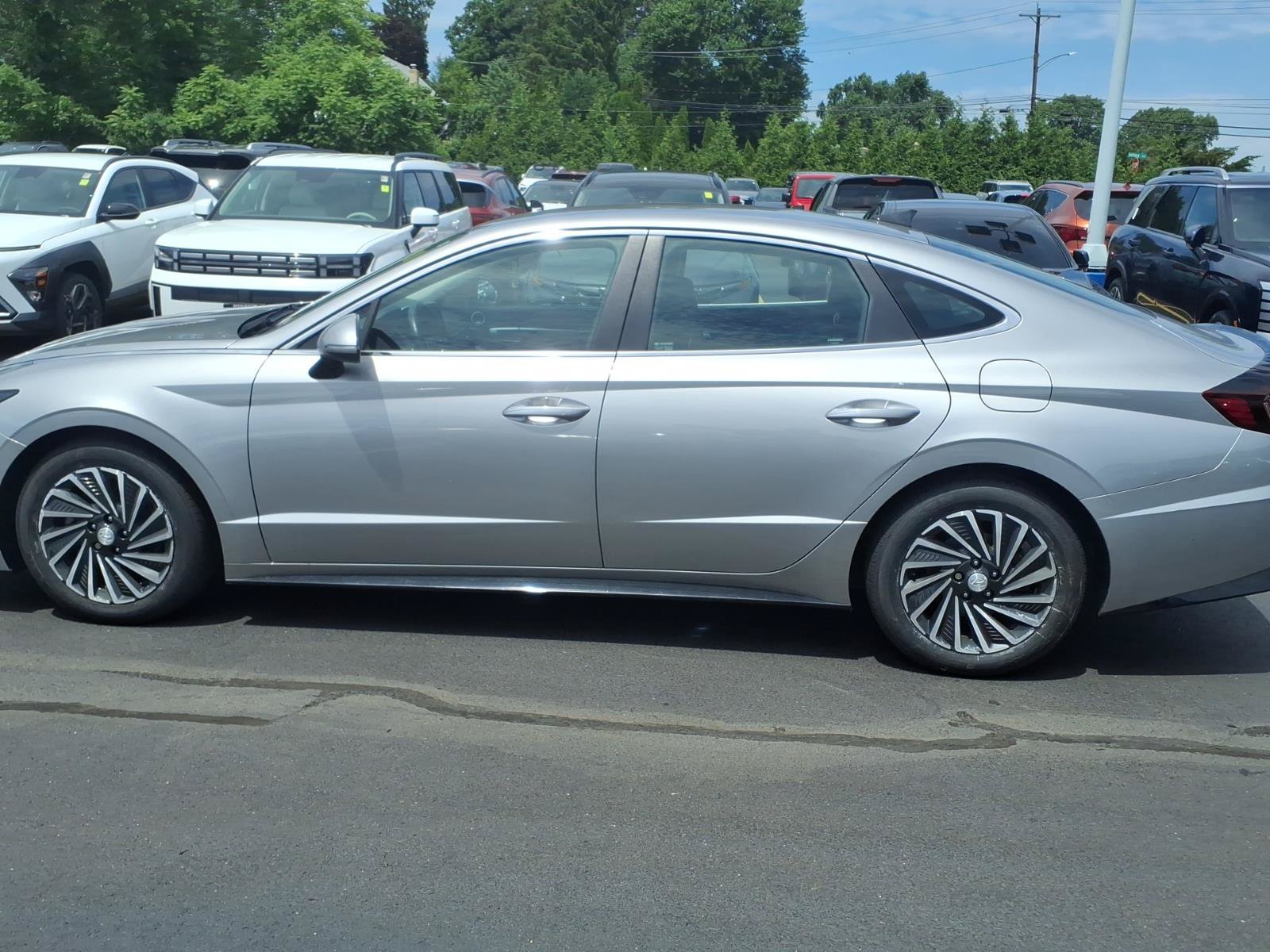 Used 2022 Hyundai Sonata SEL w/ Cargo Package FWD image 8