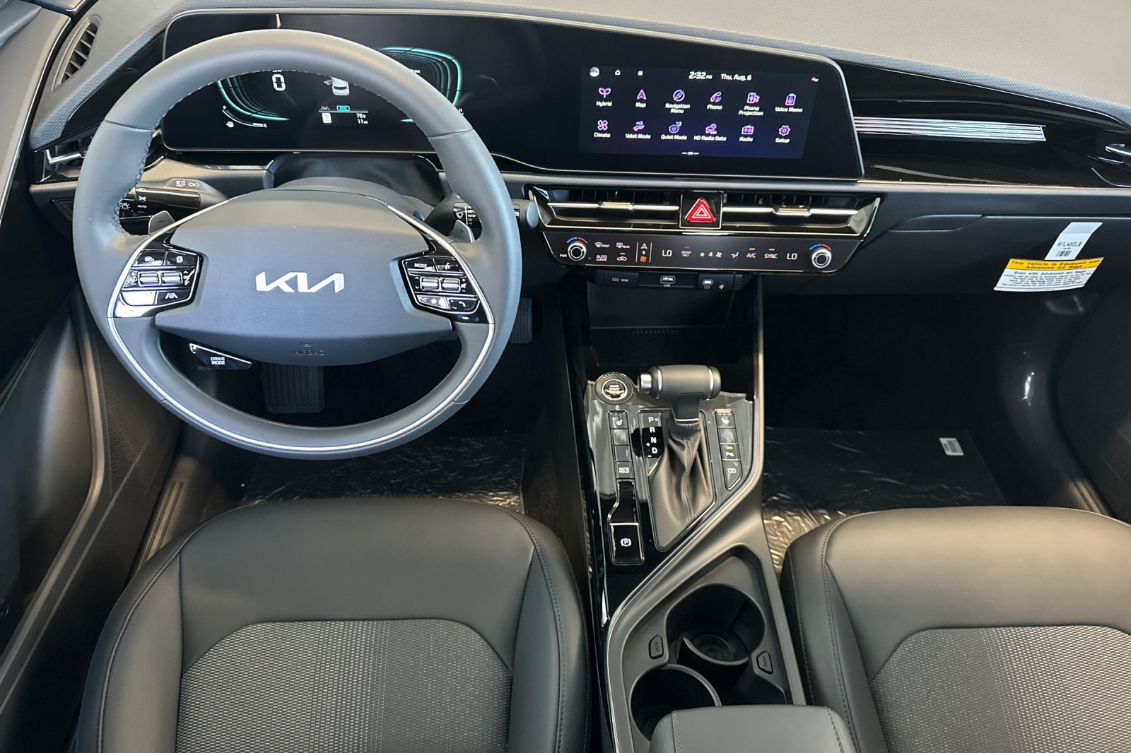 New 2026 Kia Niro EX FWD image 13
