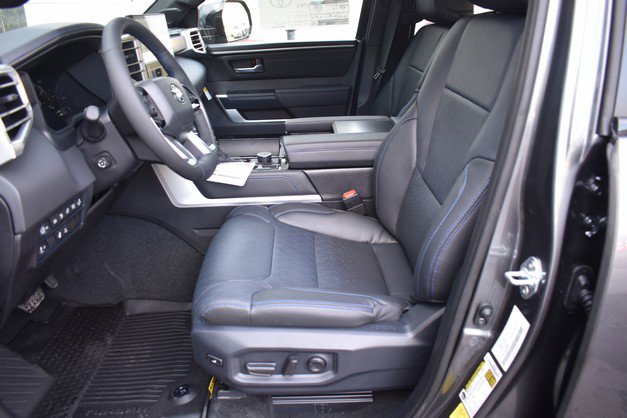 New 2025 Toyota Tundra Platinum image 7