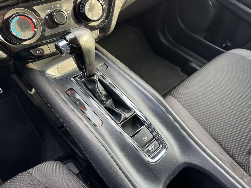 Used 2022 Honda HR-V Sport image 28