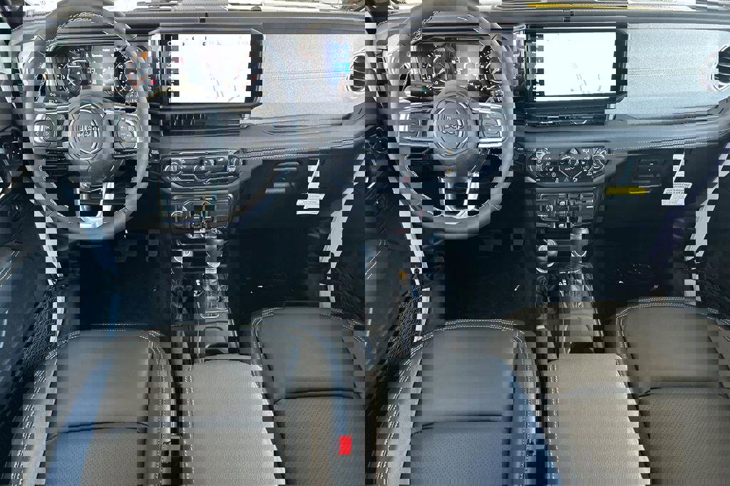 New 2025 Jeep Wrangler Unlimited Sahara w/ Safety Group image 10