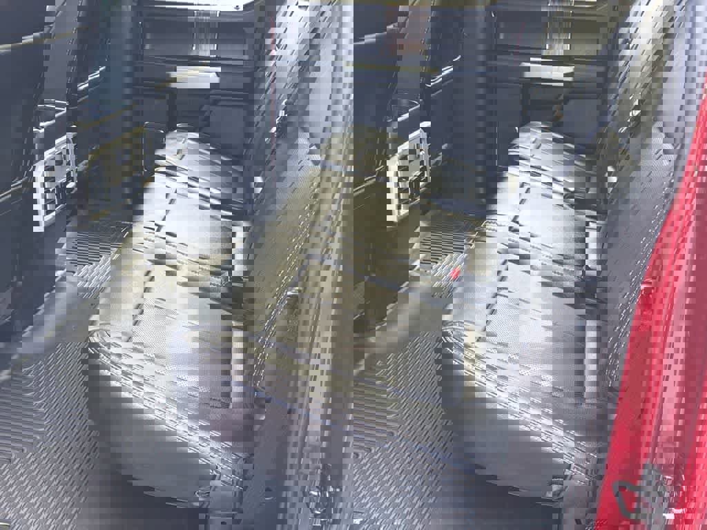 Used 2019 Ford F150 Lariat image 17