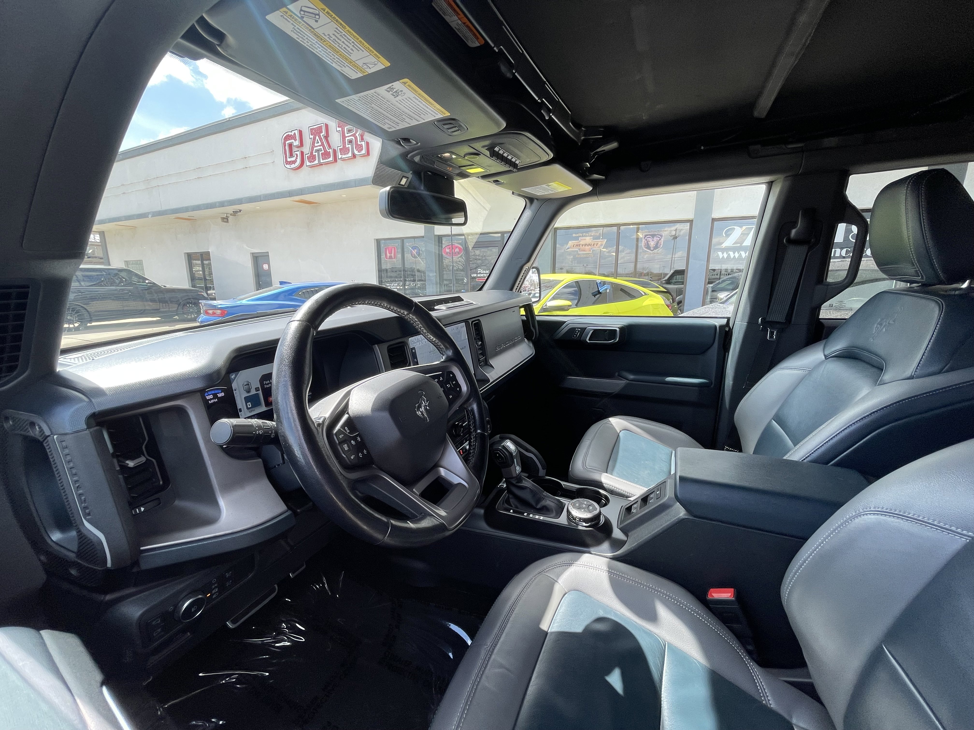 Used 2022 Ford Bronco Outer Banks image 10