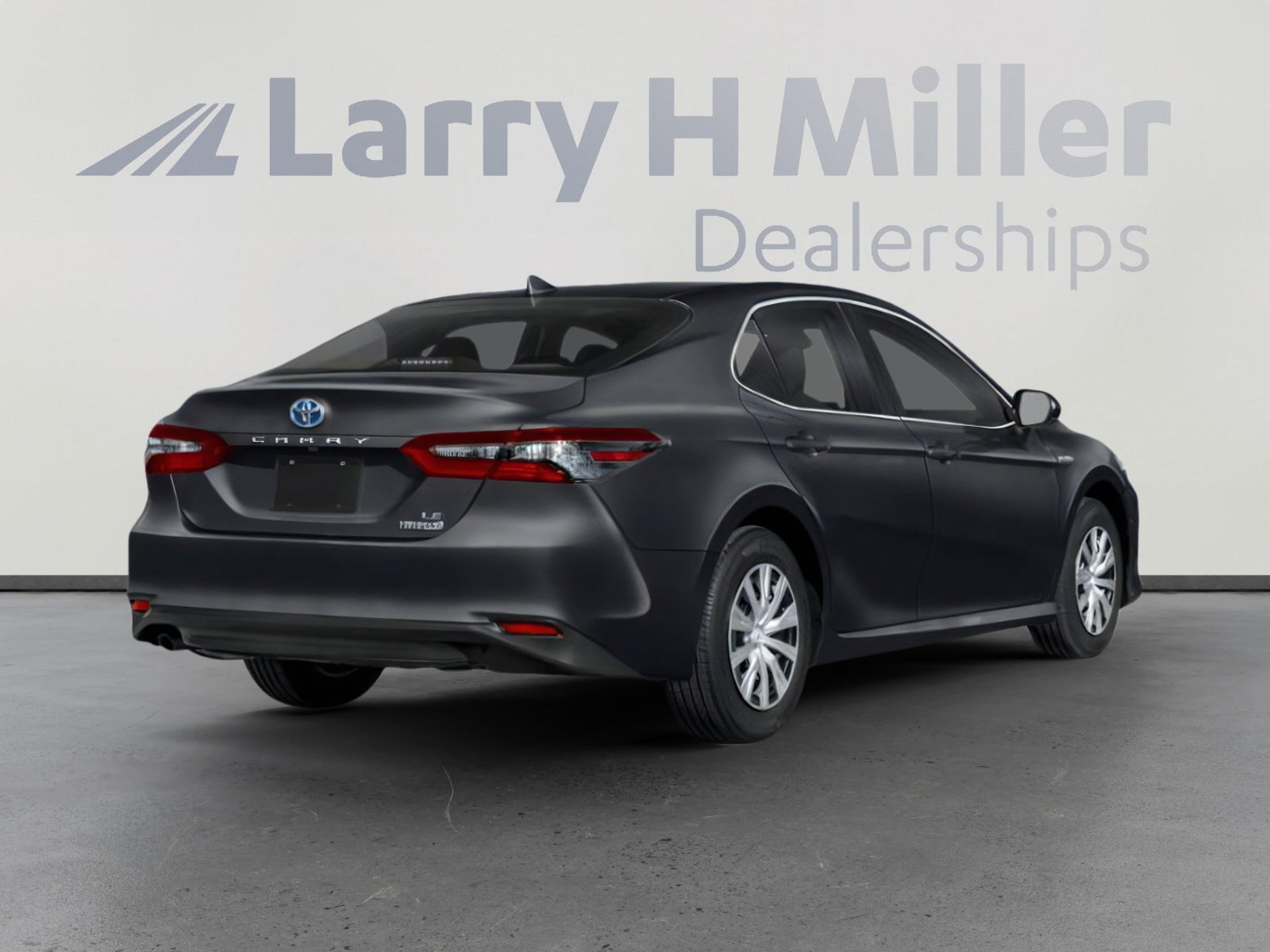 Used 2024 Toyota Camry XLE image 2