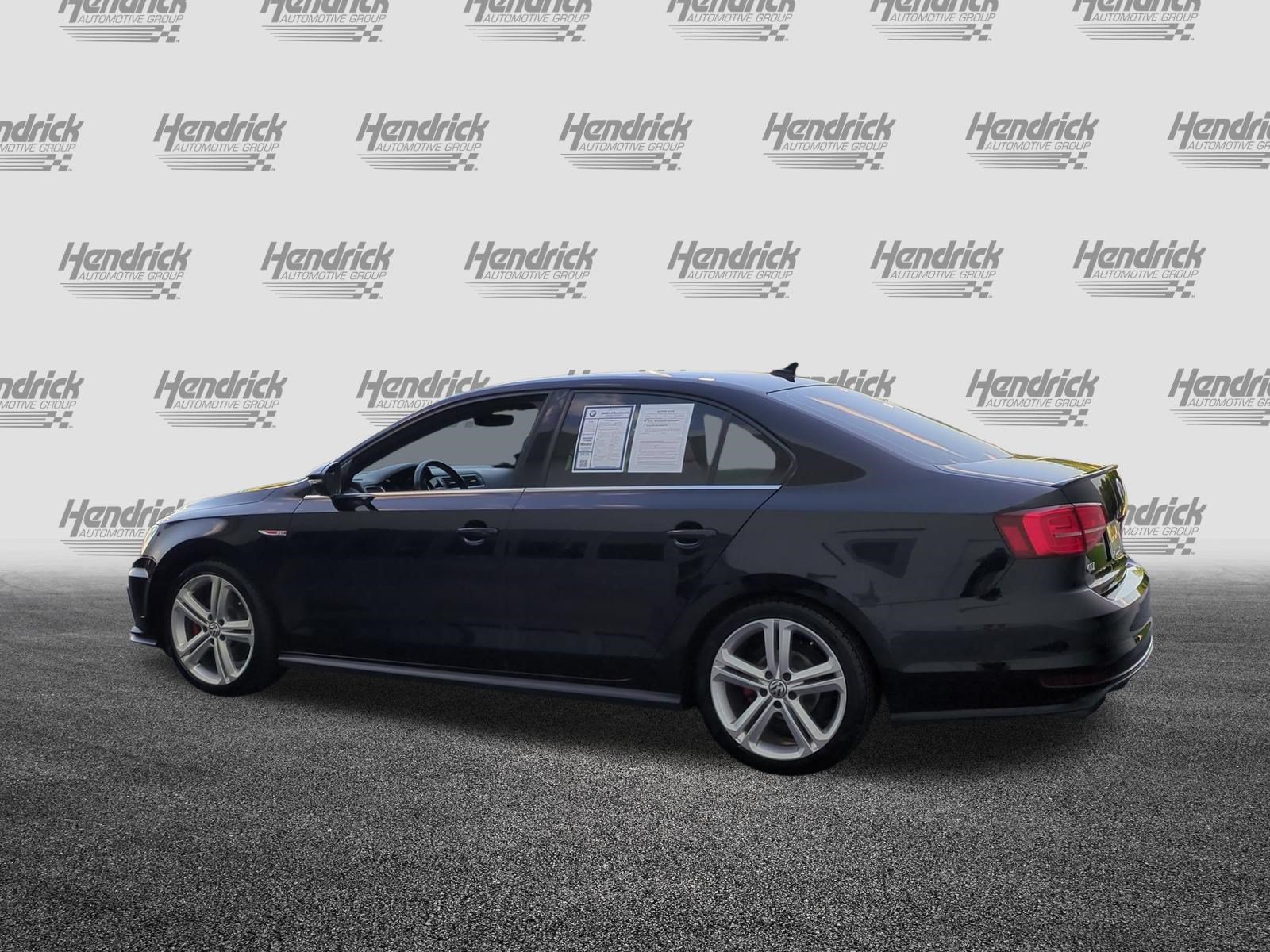Used 2017 Volkswagen Jetta GLI FWD image 8