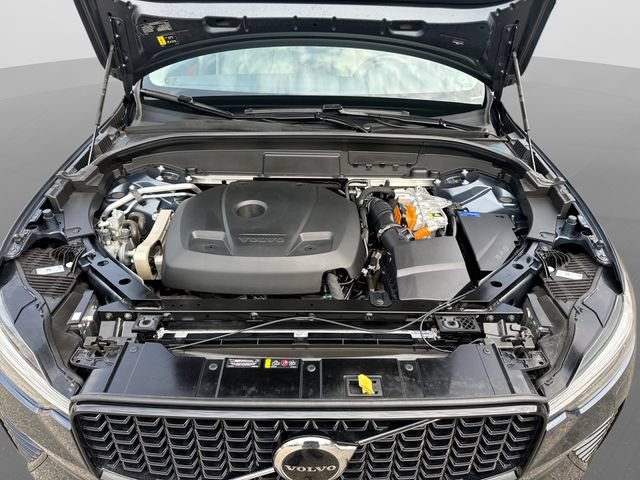 Certified 2025 Volvo XC60 T8 Plus w/ Protection Package Premier AWD/4WD image 21