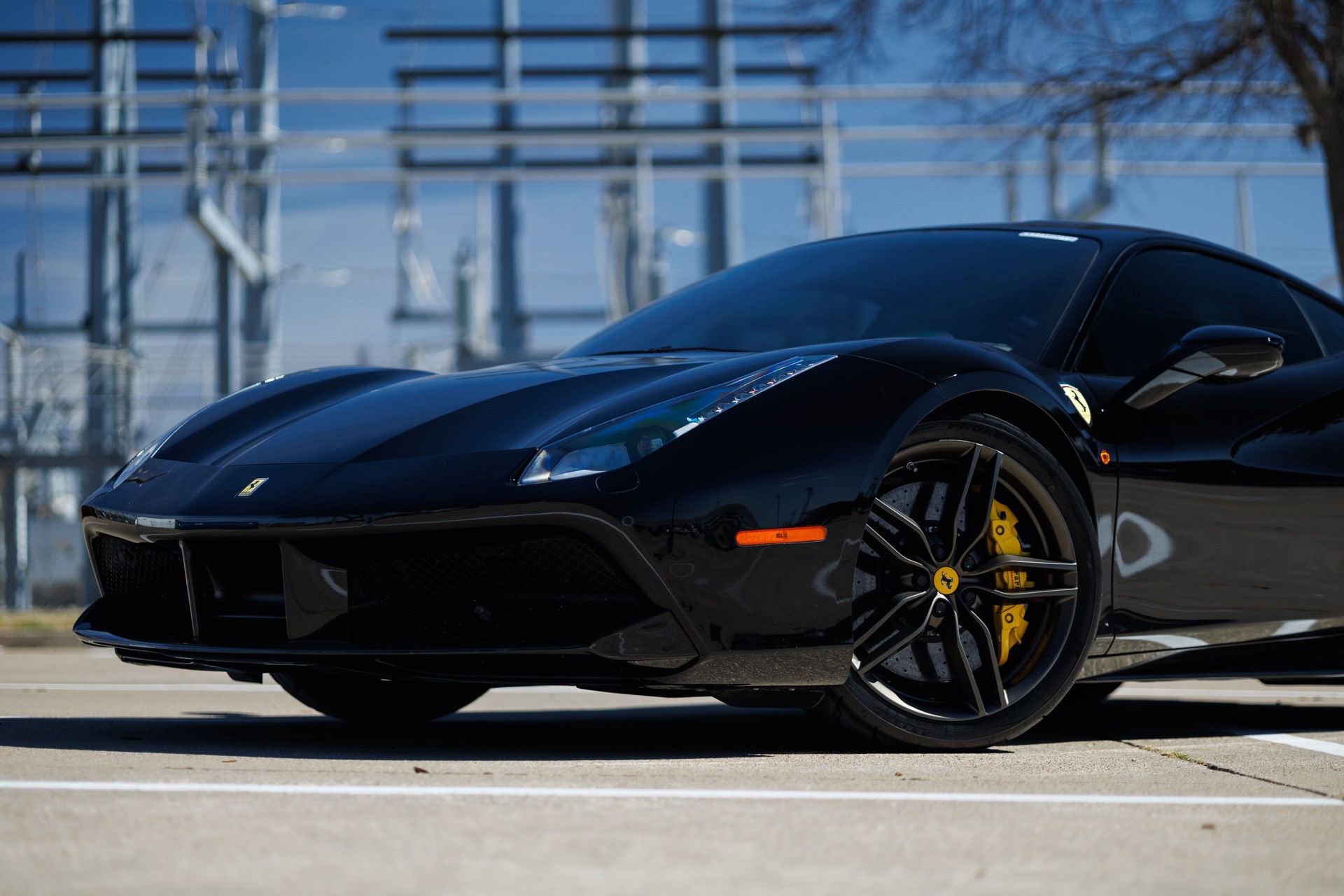 Used 2017 Ferrari 488 GTB image 15