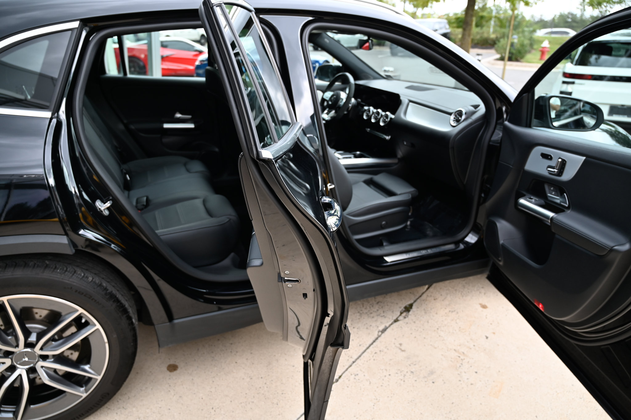 Used 2023 Mercedes-Benz GLA 35 AMG 4MATIC image 53