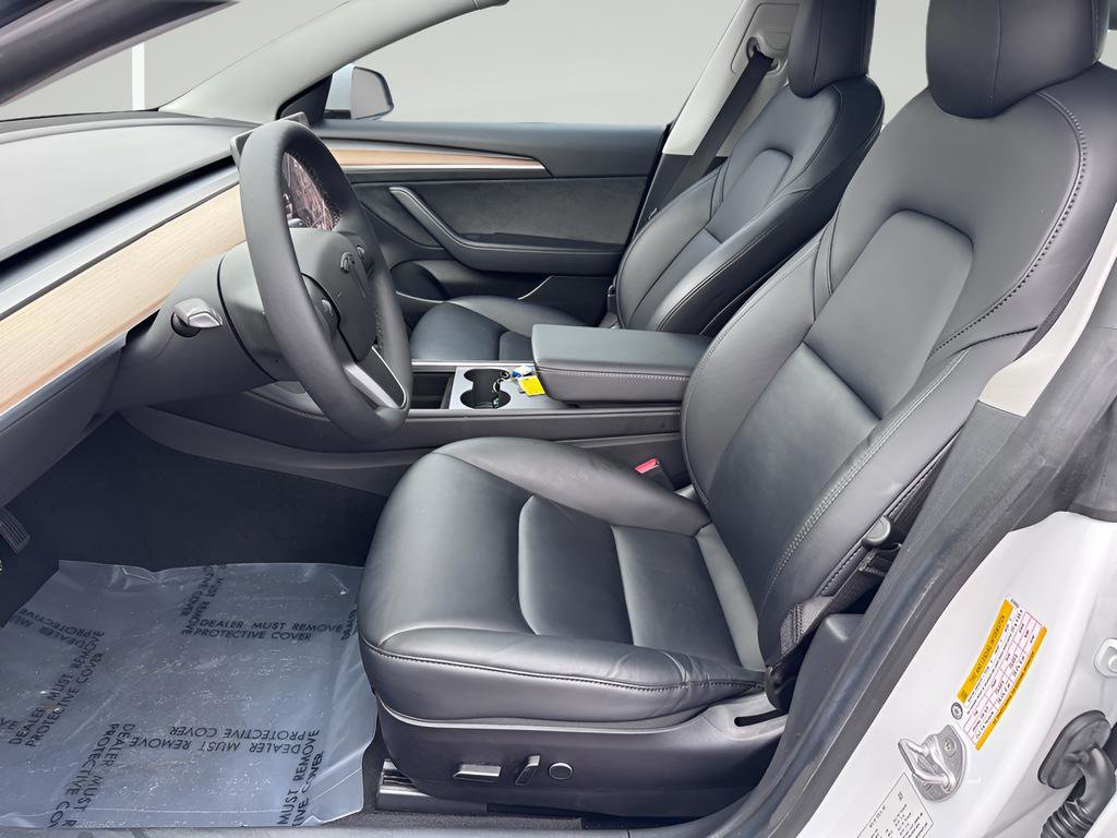 Used 2021 Tesla Model 3 Standard Range Plus image 9
