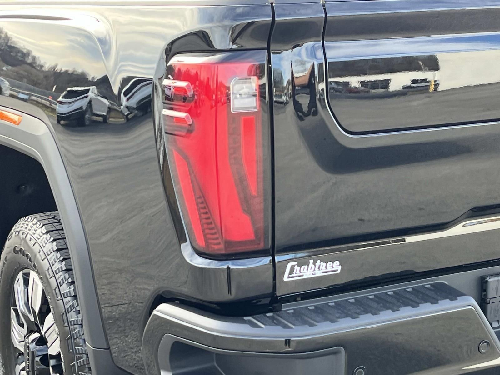 New 2026 GMC Sierra 2500 Denali w/ Denali Reserve Package image 6