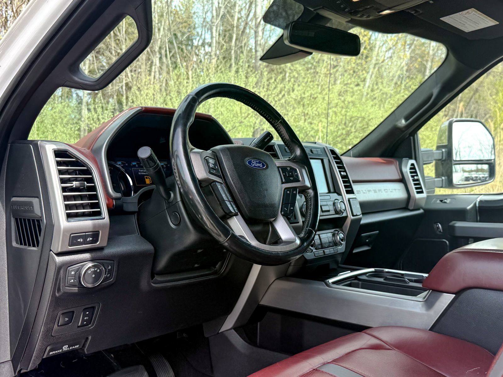 Certified 2019 Ford F250 Platinum w/ Platinum Ultimate Package AWD/4WD image 16