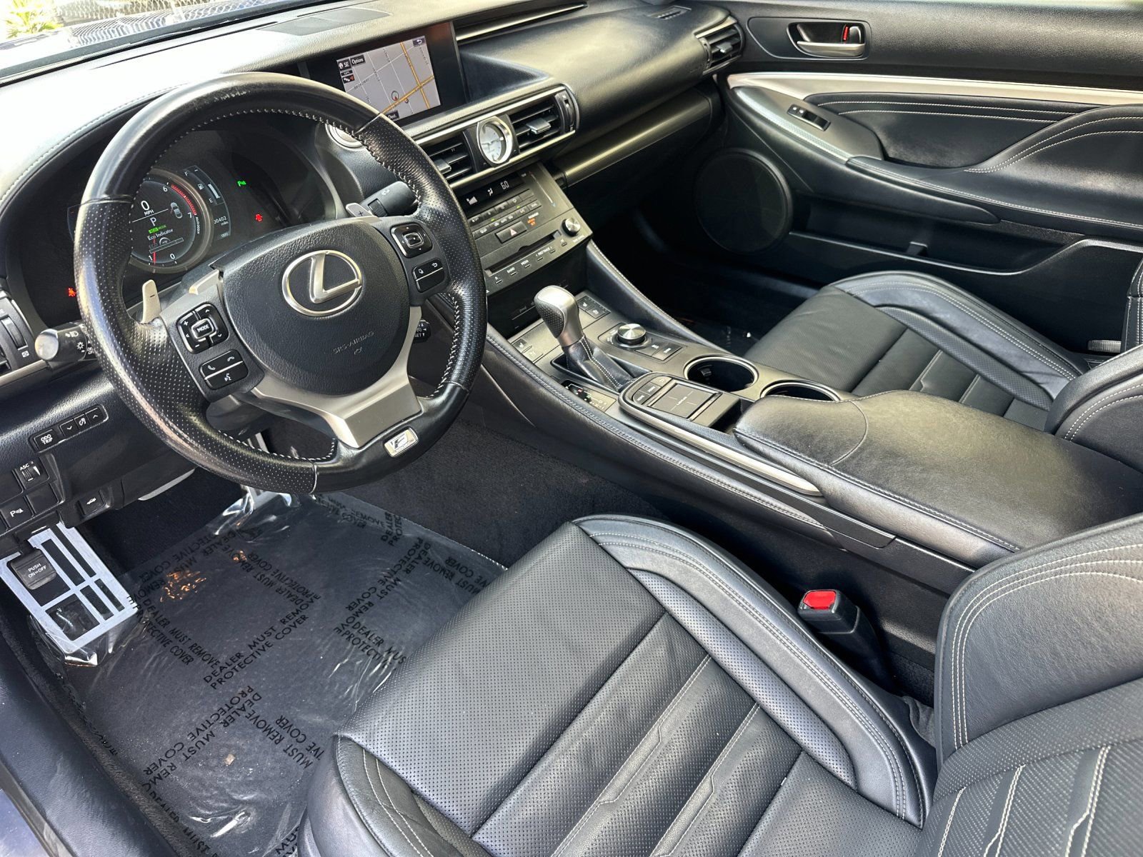 Used 2016 Lexus RC 200t image 10