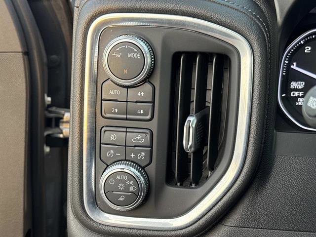 Used 2021 GMC Sierra 1500 SLT w/ SLT Premium Plus Package AWD/4WD image 26