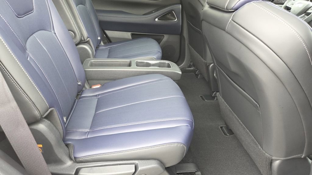 New 2026 INFINITI QX60 Sport w/ Dark Cargo Package image 32