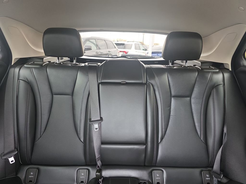 Used 2023 Buick Envision Essence image 33