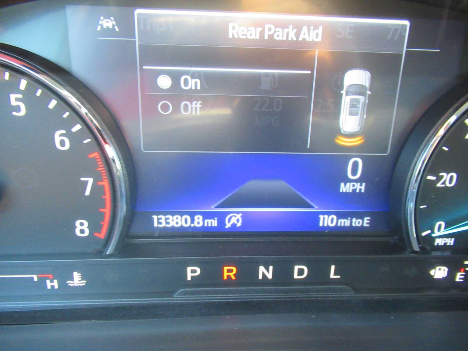 Used 2024 Ford Explorer XLT w/ Class IV Trailer Tow Package AWD/4WD image 28