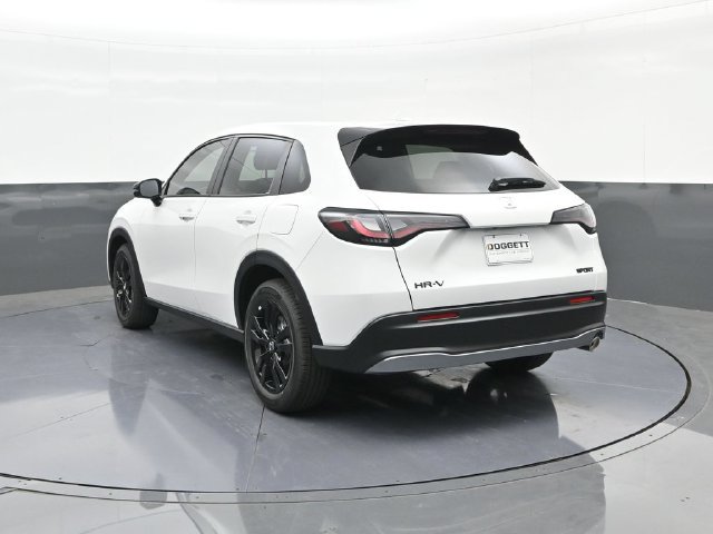New 2027 Honda HR-V Sport image 8