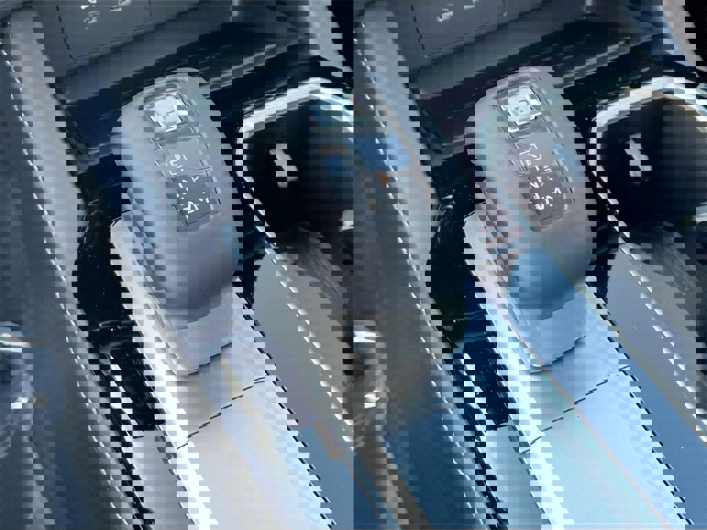 New 2026 Mitsubishi Outlander SE image 17