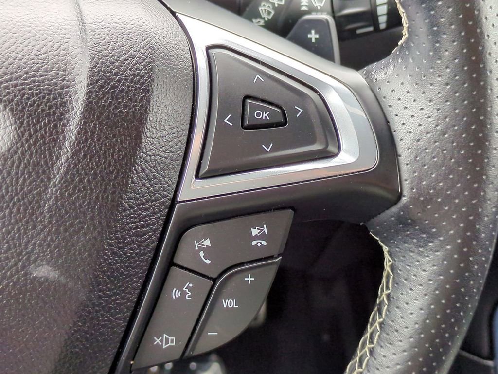 Used 2022 Ford Edge ST w/ Equipment Group 401A image 28