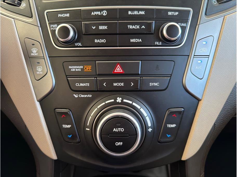 Used 2018 Hyundai Santa Fe Sport AWD/4WD image 24