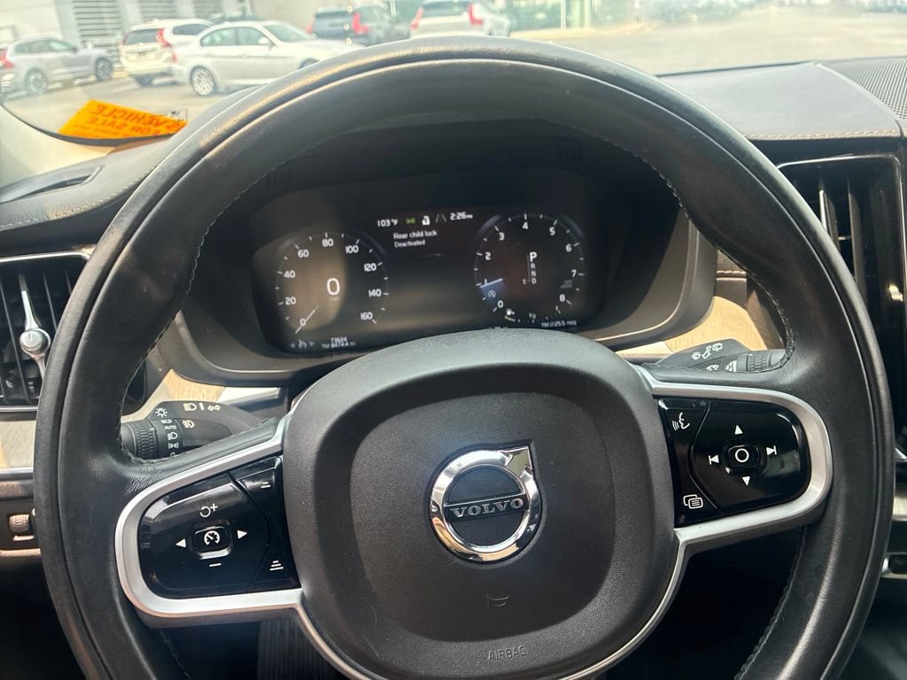 Used 2021 Volvo XC60 T5 Inscription AWD/4WD image 16