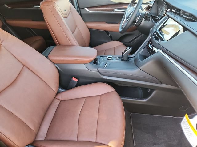 New 2025 Cadillac XT5 Sportv w/ Technology Package AWD/4WD image 22
