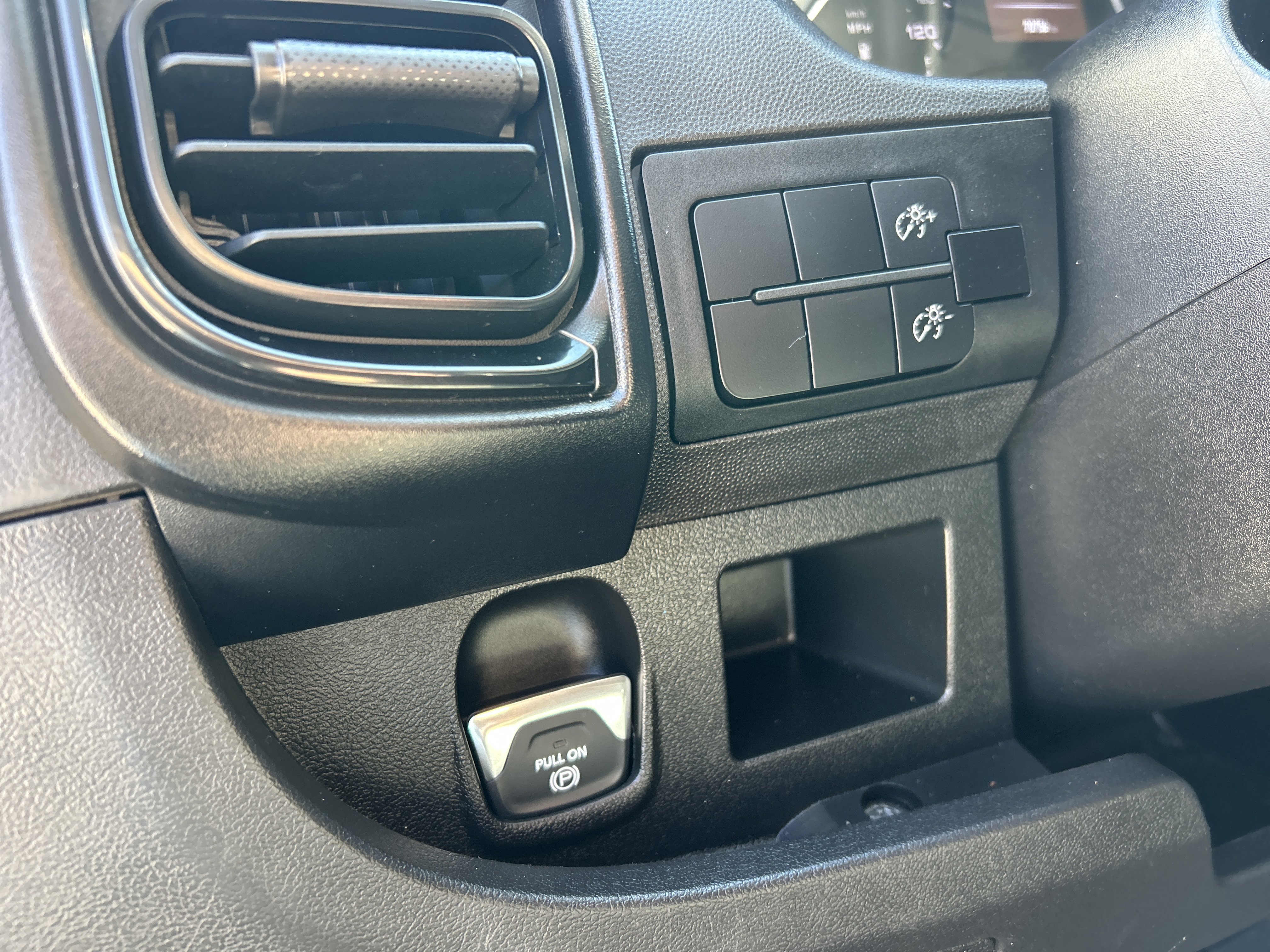 Used 2023 RAM ProMaster 2500 image 16