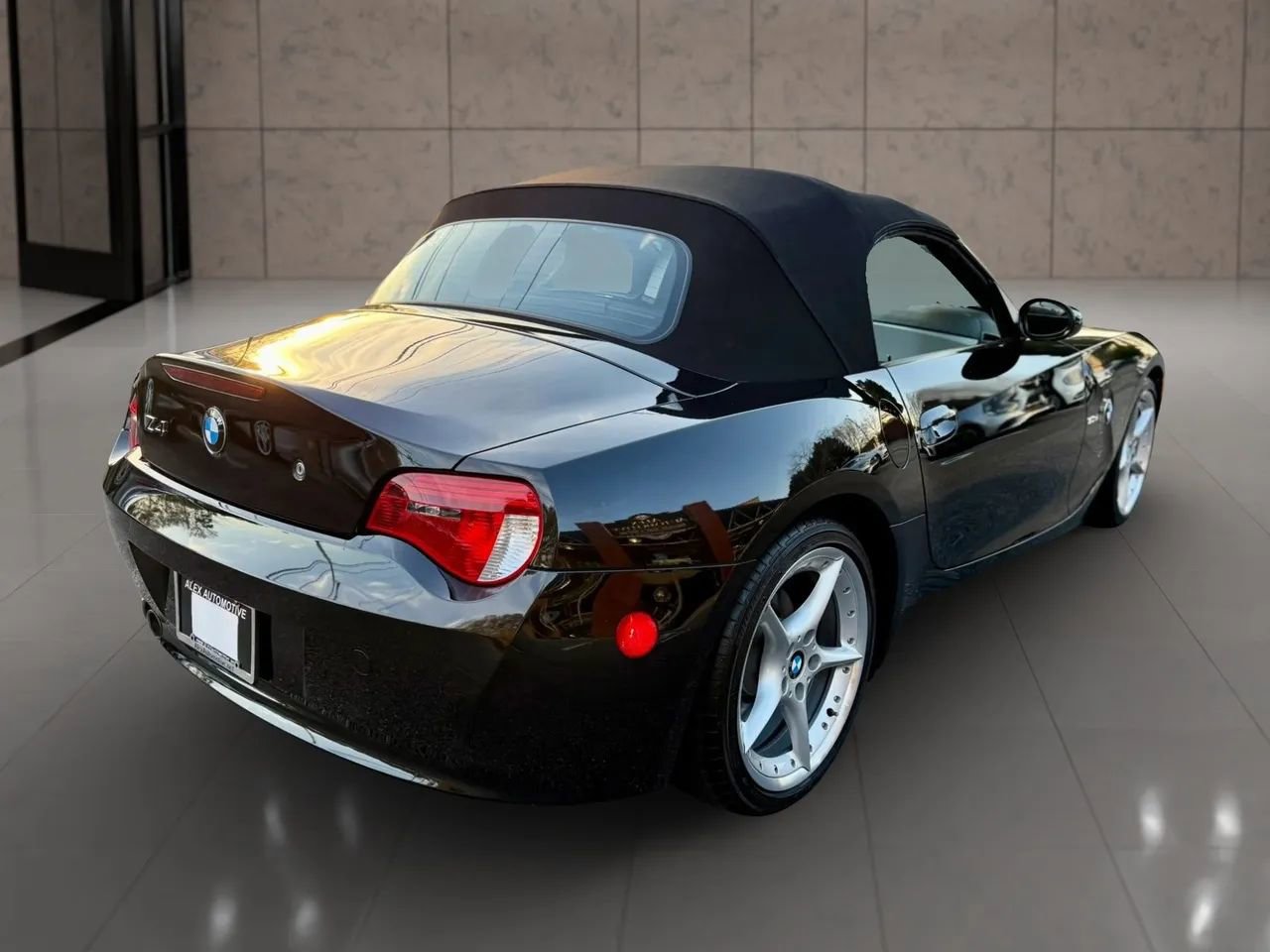 Used 2006 BMW Z4 3.0si image 10