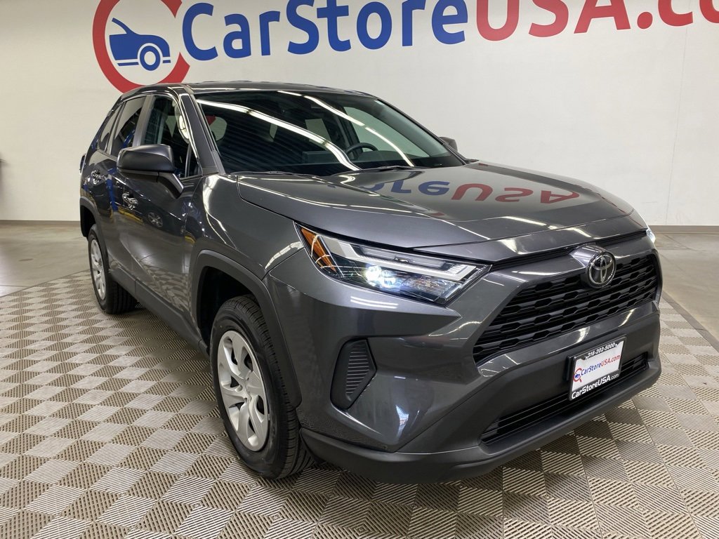 Used 2024 Toyota RAV4 LE image 5