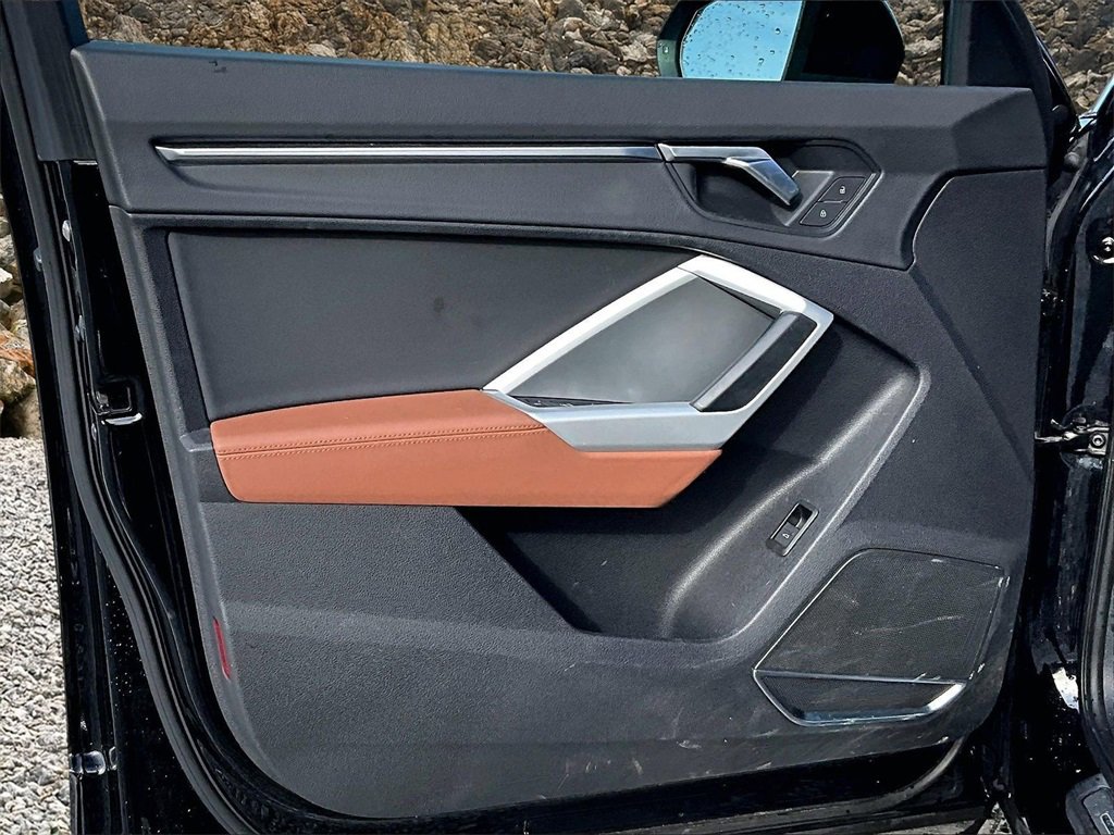 Used 2021 Audi Q3 2.0T Premium Plus w/ Premium Plus Package image 20