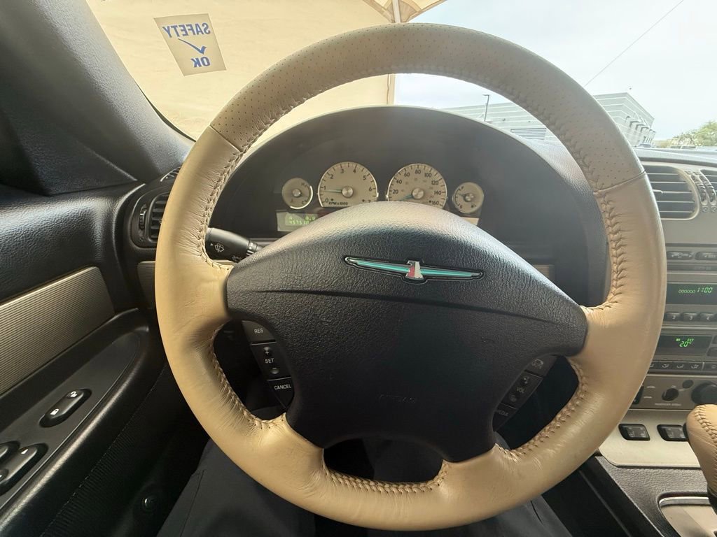 Used 2004 Ford Thunderbird image 21