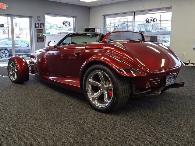 Used 2000 Plymouth Prowler image 4