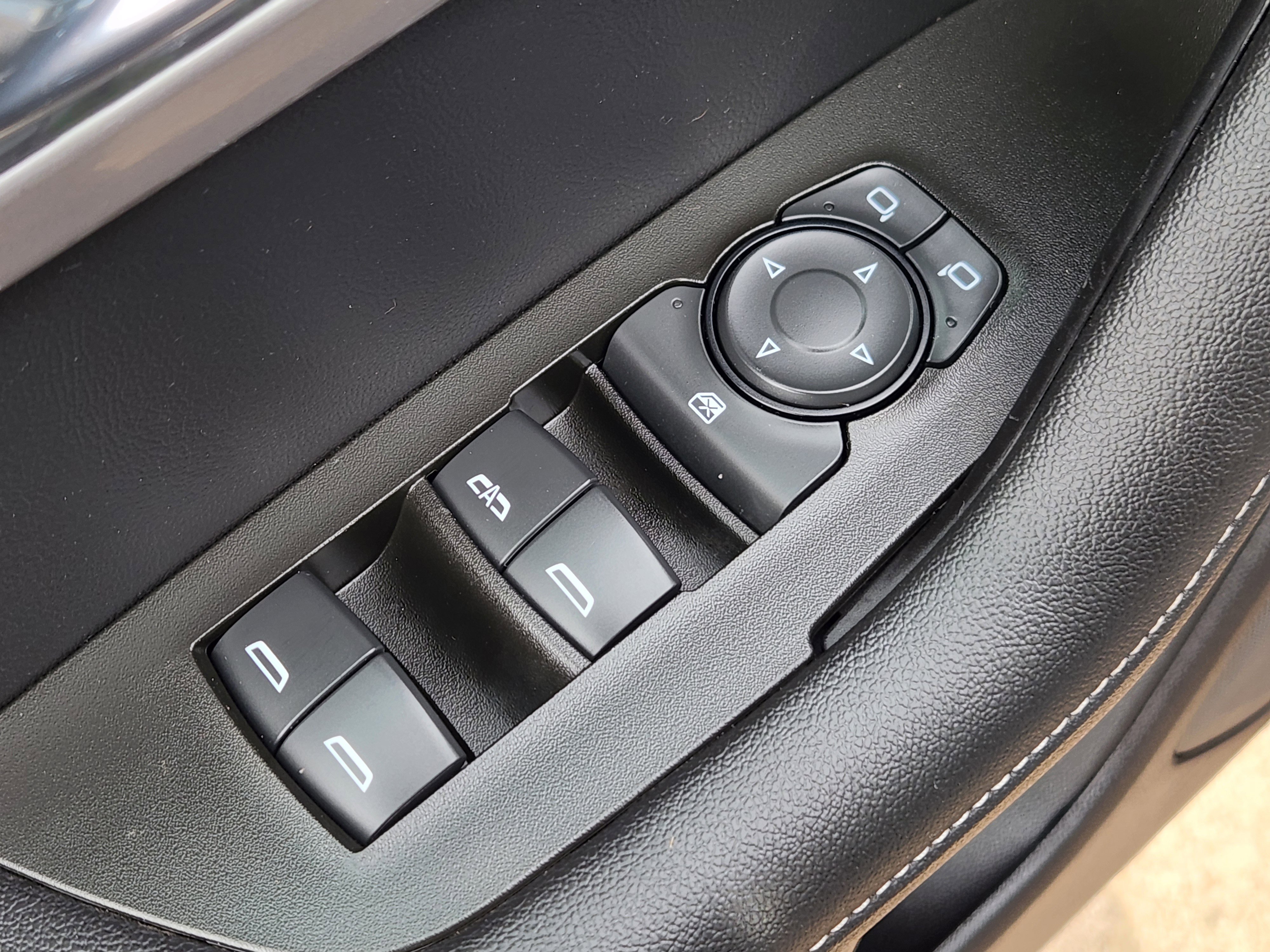 Certified 2025 Chevrolet Blazer LT image 23