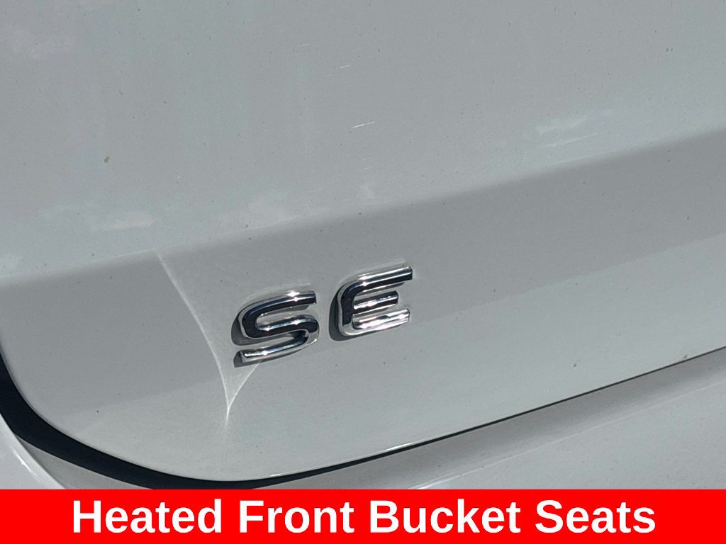 Used 2026 Volkswagen Taos SE AWD/4WD image 15