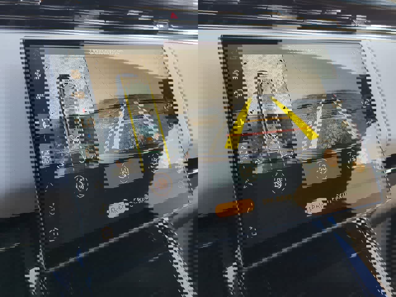 Used 2025 Land Rover Range Rover Sport Dynamic SE image 31