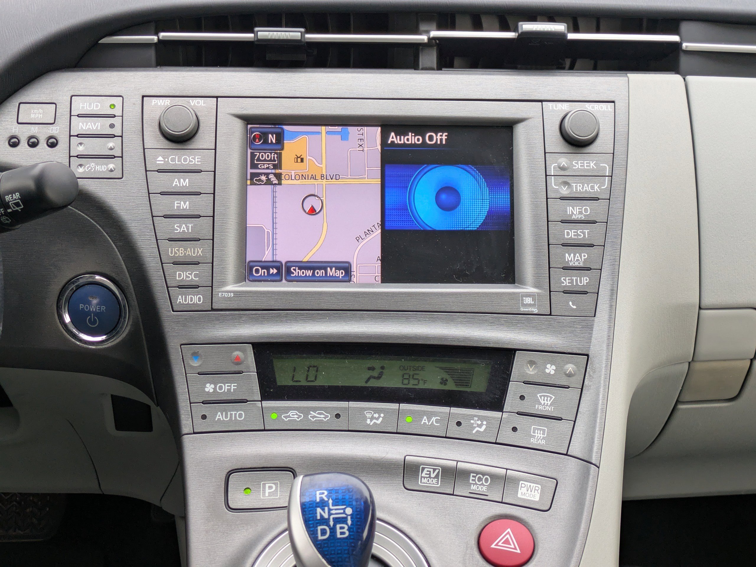 Used 2015 Toyota Prius Four image 17